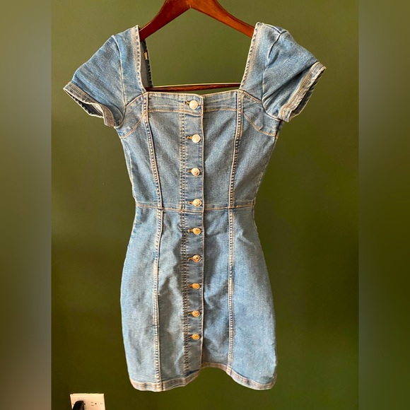 Denim button dress - Picture 2 of 3